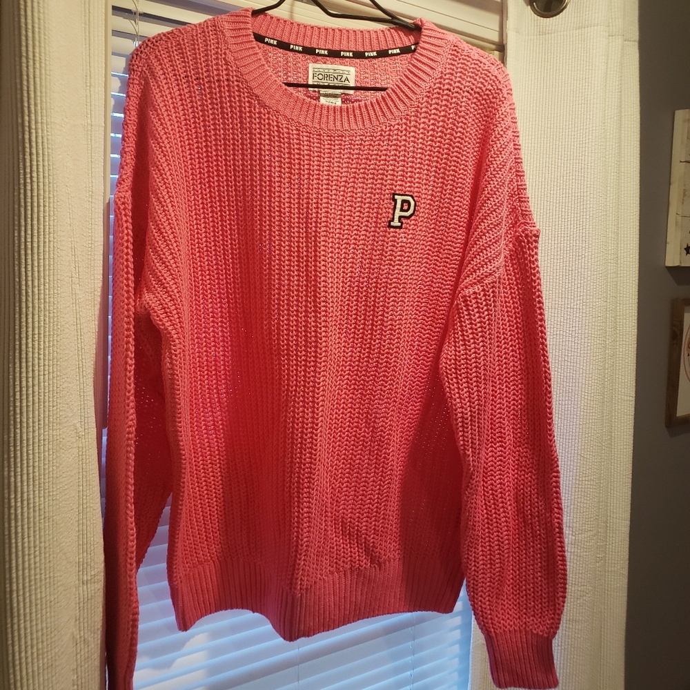 Love pink knit sweater